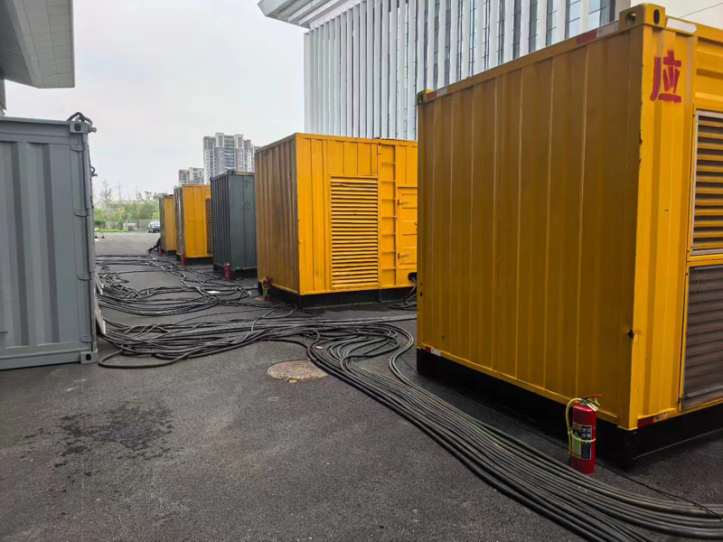 新蔡不同季节柴油发电机组保养有哪些注意事项?